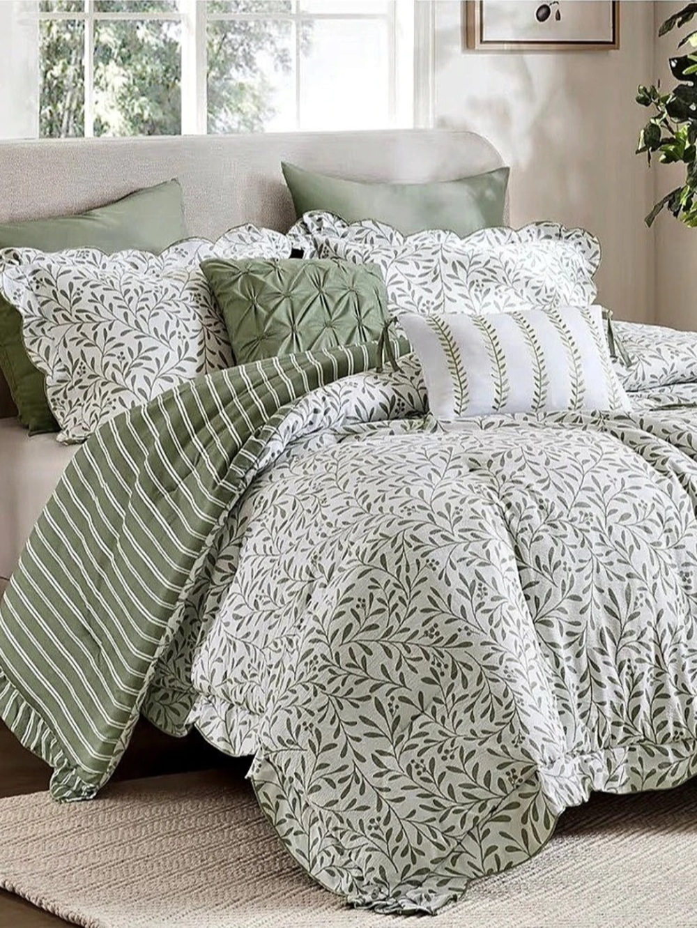 Madison Park Sage Green Floral Comforter Set King, 5PC Reversible Bed Set
Botani